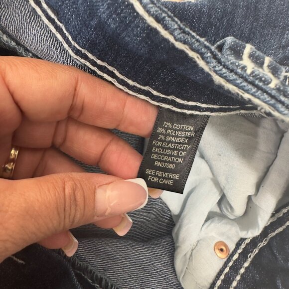 Cato Premium Women SZ 10P Distressed Bootcut Jeans With Embroidered Back Pockets - Picture 3 of 16